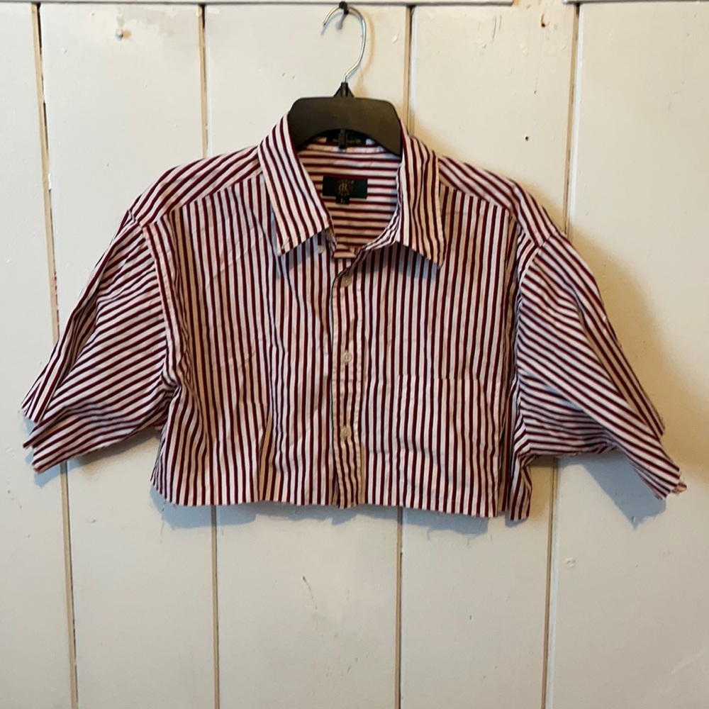 Cropped button up shirt 🌟